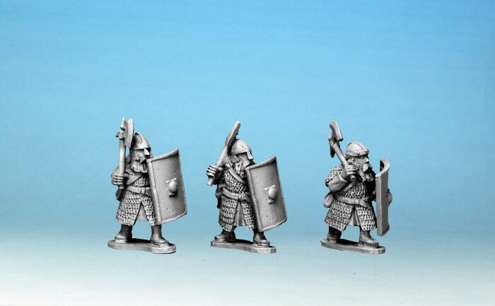 Dwarf Warriors with hand Weapons & Shields: Crusader Miniatures